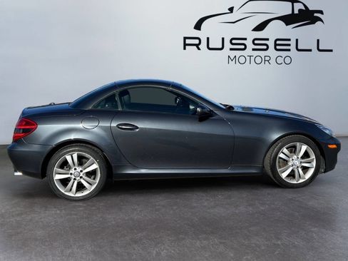 Used 2010 Mercedes-Benz SLK 300 image 6