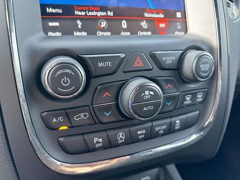 Used 2019 Dodge Durango GT image 17