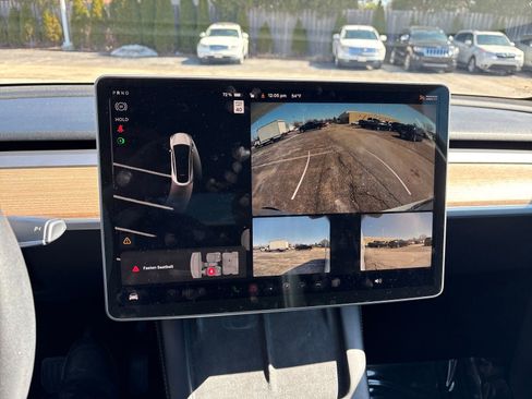 Used 2023 Tesla Model Y Performance image 20