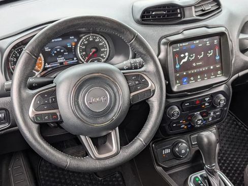 Used 2022 Jeep Renegade Latitude w/ Convenience Group AWD/4WD image 11