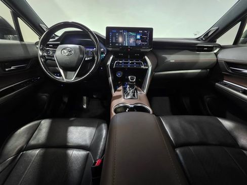 Used 2021 Toyota Venza Limited w/ Advanced Technology Package AWD/4WD image 14