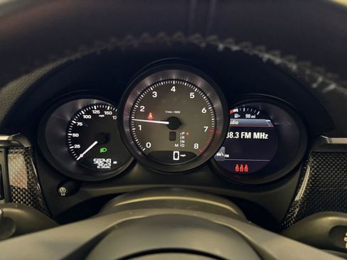 Certified 2023 Porsche Macan S image 21