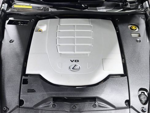 Used 2013 Lexus LS 460 AWD w/ Ultra Luxury Pkg image 40