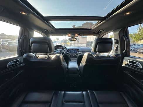 Used 2020 Jeep Grand Cherokee Limited w/ Luxury Group II AWD/4WD image 24
