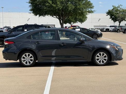 Certified 2024 Toyota Corolla LE FWD image 3