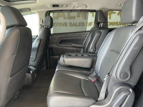 Used 2022 Honda Odyssey EX-L image 19