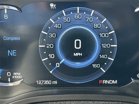 Used 2016 Cadillac Escalade Platinum image 34