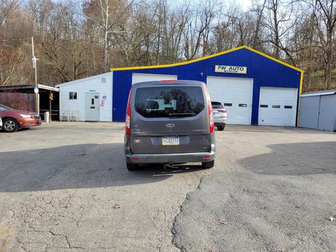 Used 2015 Ford Transit Connect Titanium FWD image 4