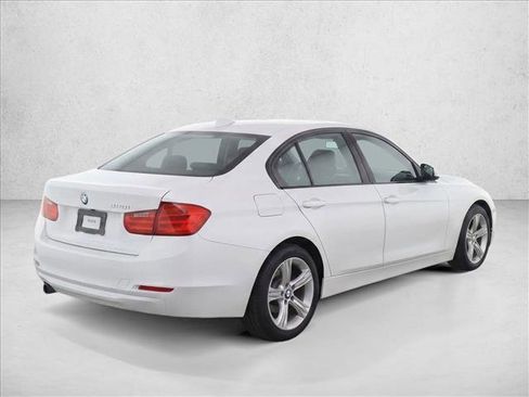 Used 2015 BMW 320i xDrive Sedan AWD/4WD image 7