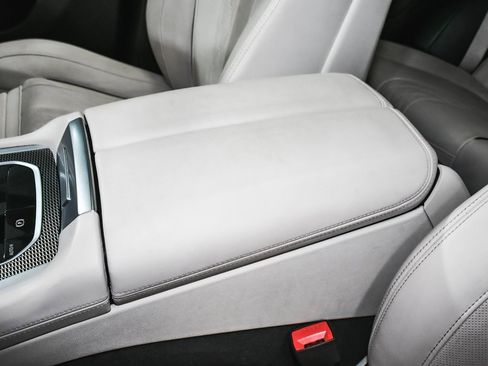 Used 2023 BMW X6 M50i w/ Executive Package image 62