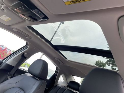 New 2025 Hyundai Sonata Limited image 21