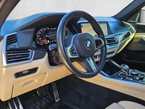 Used 2022 BMW X5 M50i w/ Executive Package image 10