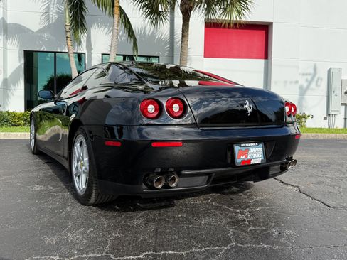 Used 2005 Ferrari 612 Scaglietti image 9