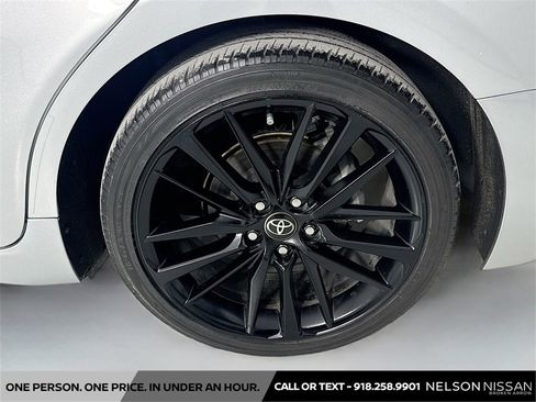 Used 2022 Toyota Camry XSE image 31