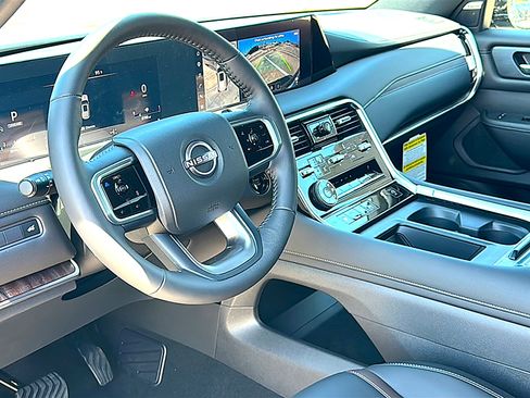 New 2026 Nissan Armada SL w/ Captain's Chari Seat Package AWD/4WD image 9