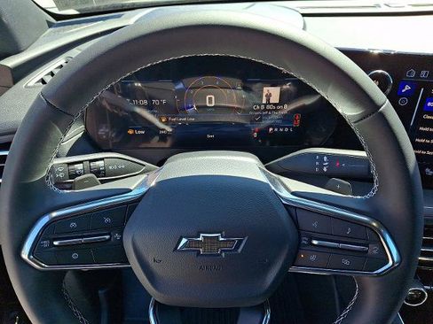 New 2026 Chevrolet Traverse LT w/ Midnight/Sport Edition AWD/4WD image 11