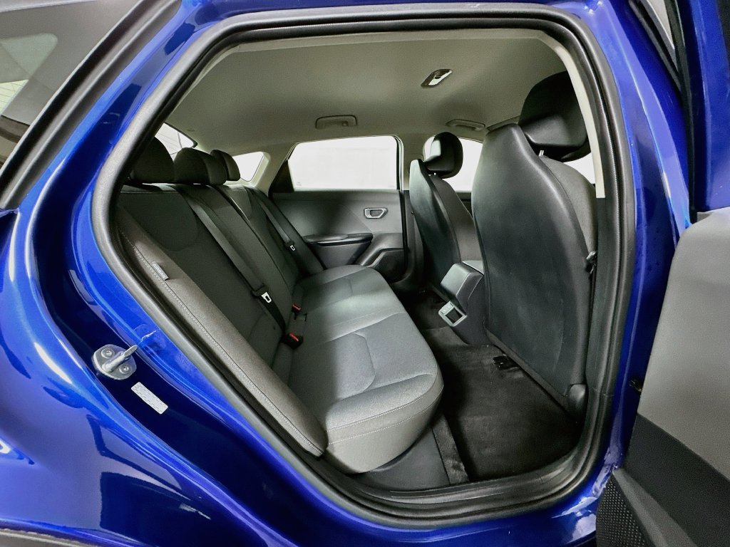 Used 2025 Kia K4 FWD image 24