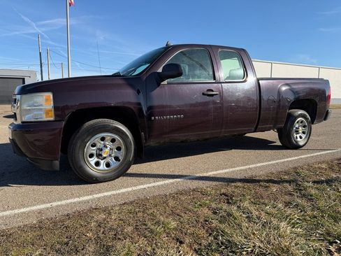 Used 2008 Chevrolet Silverado 1500 W/T w/ LS Package image 3