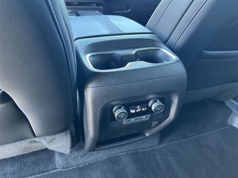 Certified 2025 Buick Enclave Sport Touring image 36