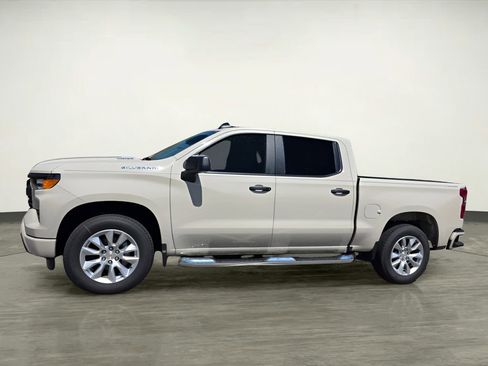 New 2026 Chevrolet Silverado 1500 Custom RWD image 4