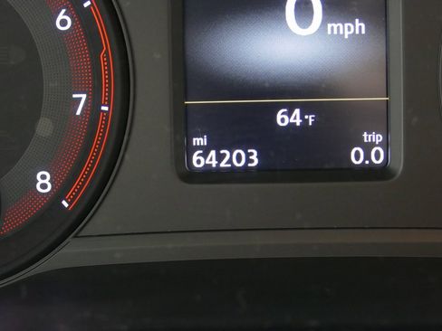 Used 2020 Volkswagen Passat 2.0T SEL image 16