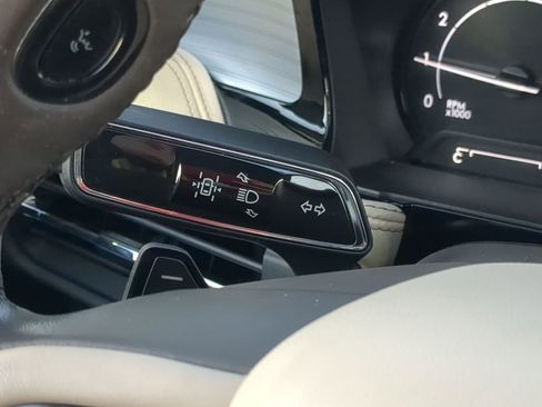 Used 2020 Lincoln Corsair AWD w/ Equipment Group 101A image 23