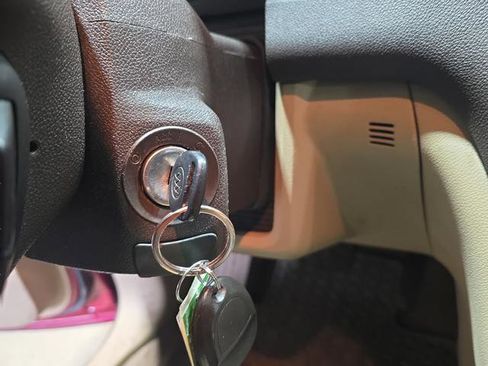 Used 2009 Buick Enclave CXL w/ Driver Confidence Package image 24