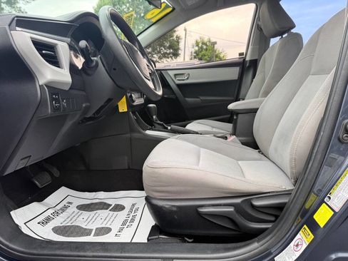 Used 2016 Toyota Corolla LE FWD image 11