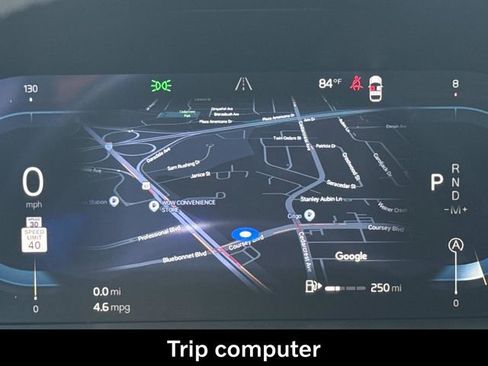 Used 2025 Volvo V60 B5 Cross Country Plus image 35