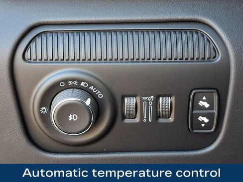 Used 2023 Jeep Grand Wagoneer Series II w/ Quick Order Packagew 28T AWD/4WD image 9
