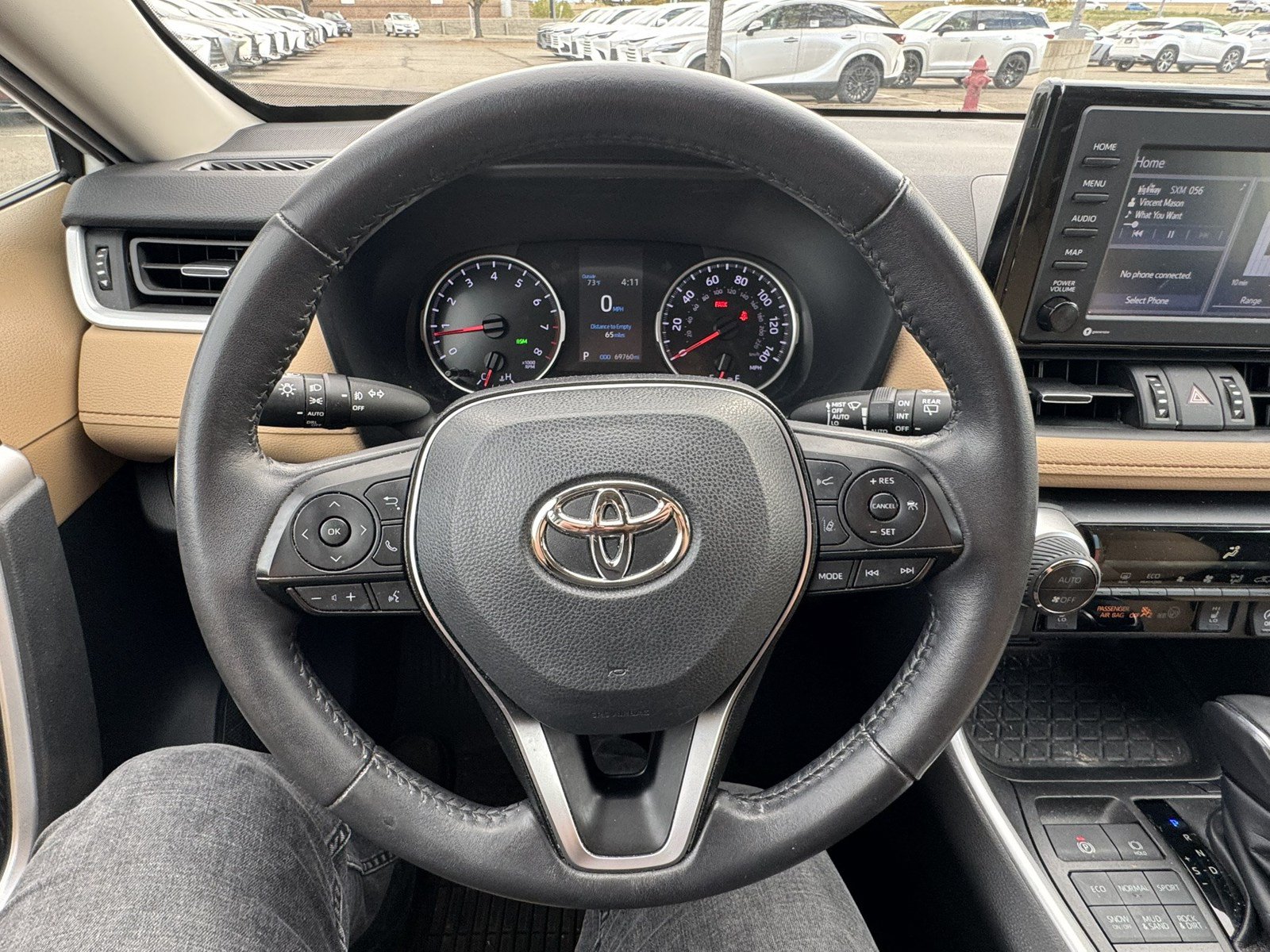 Used 2022 Toyota RAV4 XLE Premium AWD/4WD image 14