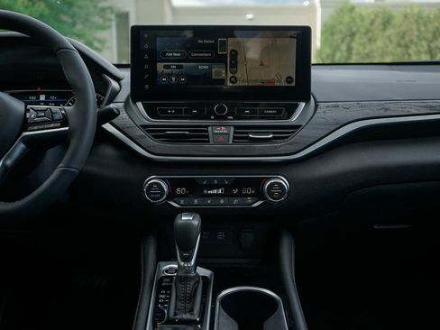 New 2025 Nissan Altima 2.5 SL image 15