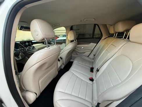 Used 2022 Mercedes-Benz GLC 300 4MATIC w/ Premium Package Lite image 27