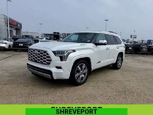 Used 2024 Toyota Sequoia Capstone image 4