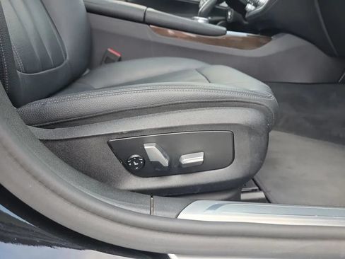 Used 2019 BMW 740i w/ Cold Weather Package RWD image 52
