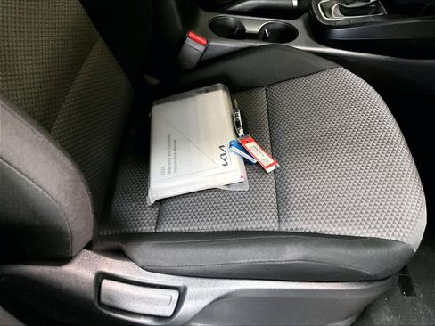 Used 2024 Kia Soul LX w/ Option Group 015 image 30