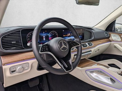 Certified 2025 Mercedes-Benz GLE 350 4MATIC image 9