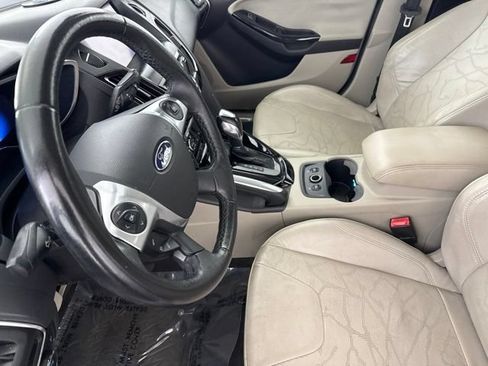 Used 2013 Ford Focus Electric Hatchback FWD image 22