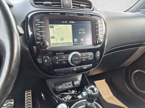 Used 2015 Kia Soul ! w/ Sun & Sound Package FWD image 15