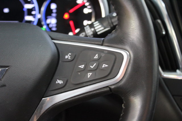 Used 2022 Chevrolet Malibu Premier FWD image 17
