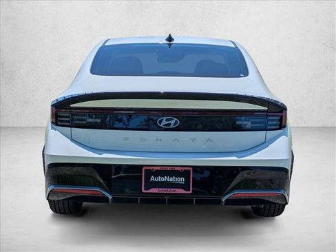 New 2026 Hyundai Sonata SEL FWD image 8