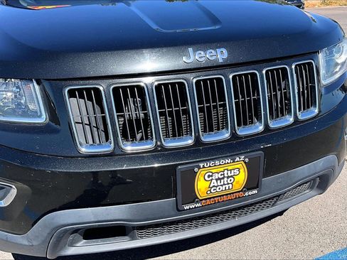 Used 2014 Jeep Grand Cherokee Laredo AWD/4WD image 28