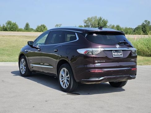 Used 2024 Buick Enclave Avenir w/ Avenir Technology Package AWD/4WD image 5