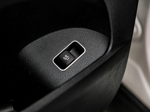 Used 2021 Mercedes-Benz GLS 580 4MATIC image 55