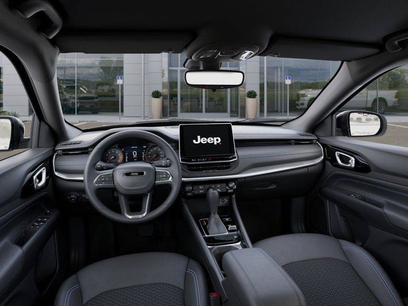 New 2026 Jeep Compass Latitude AWD/4WD image 14