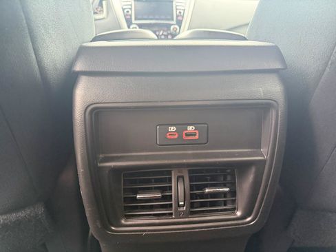 Used 2021 Nissan Murano S FWD image 14