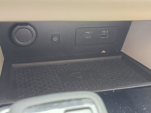 Used 2023 Nissan Pathfinder SL AWD/4WD image 21