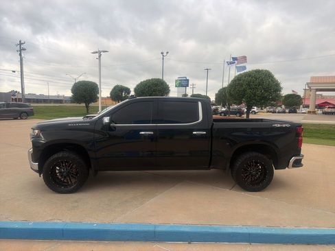 Used 2020 Chevrolet Silverado 1500 LTZ w/ LTZ Texas Edition AWD/4WD image 5