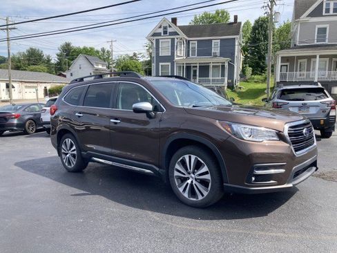 Used 2019 Subaru Ascent Touring w/ Popular Package #3 AWD/4WD image 9