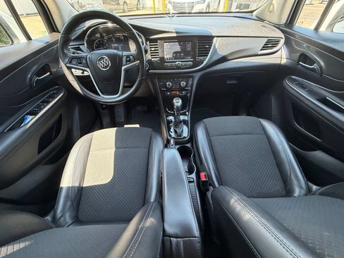 Used 2022 Buick Encore Preferred w/ Safety Package FWD image 20